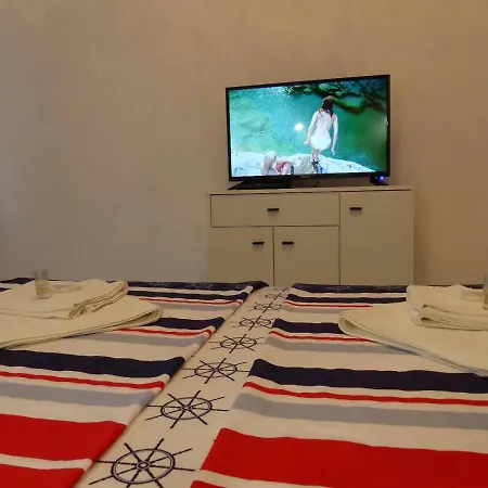 Διαμέρισμα Apartament Holiday Μπουργκάς