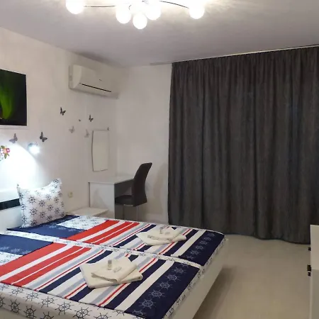Apartament Holiday Διαμέρισμα Μπουργκάς