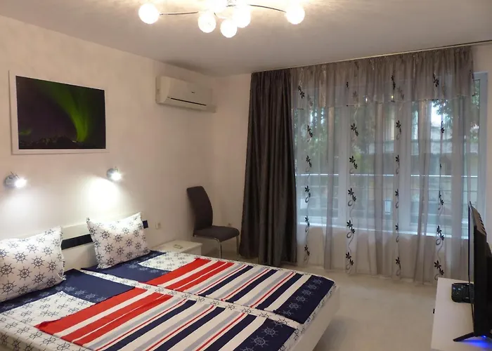 Apartament Holiday شقة *